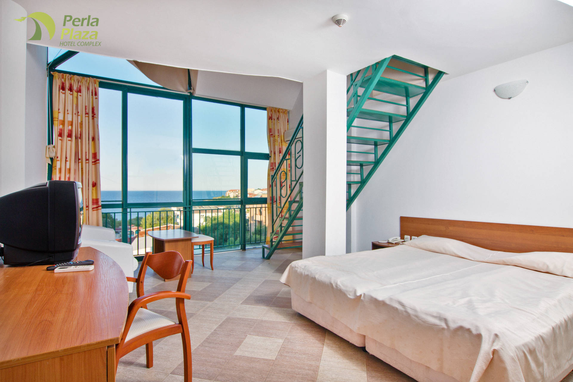 hotel-perla-plaza-penthouse-hotelsperla-gallery-07