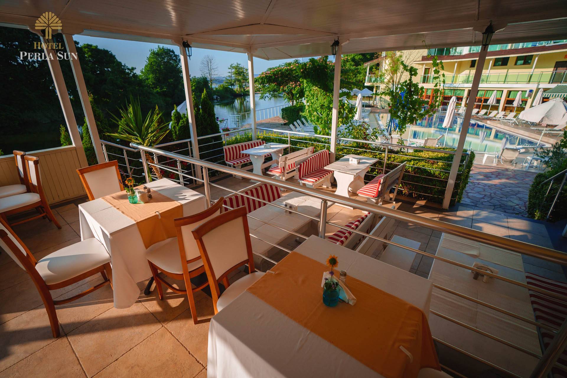 hotel-perla-sun-restaurant-hotelsperla-gallery-04